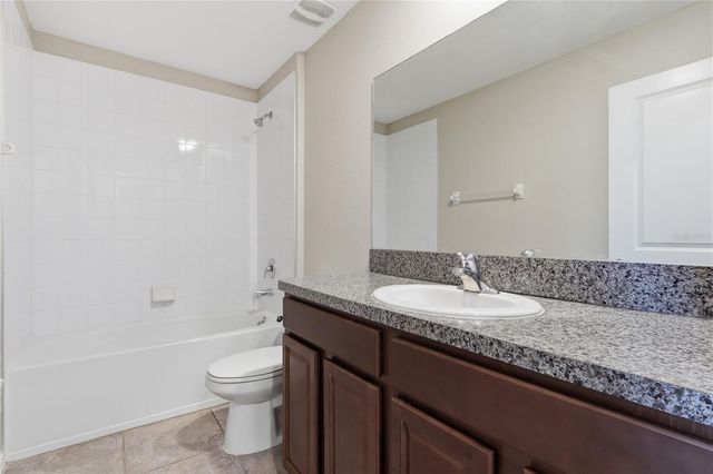 7412 ROSY PERIWINKLE COURT, Tampa, FL 33619