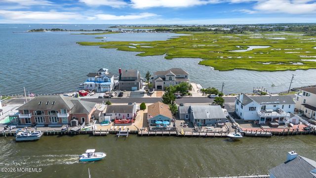 281 Sandlewood Drive, Bayville, NJ 08721