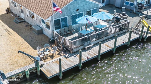 281 Sandlewood Drive, Bayville, NJ 08721