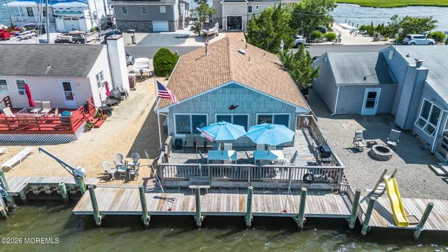 281 Sandlewood Drive, Bayville, NJ 08721