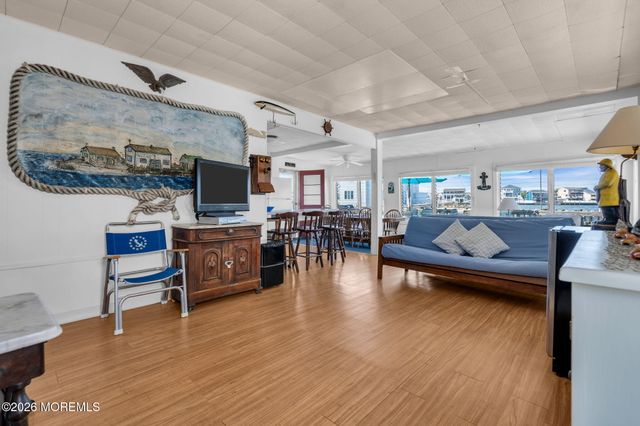 281 Sandlewood Drive, Bayville, NJ 08721