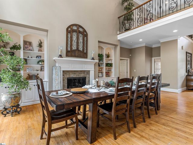 458 Carolina Club Drive, Spartanburg, SC 29306