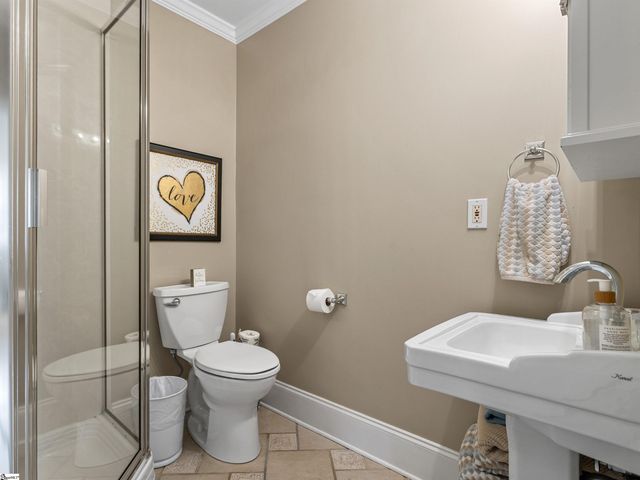 458 Carolina Club Drive, Spartanburg, SC 29306