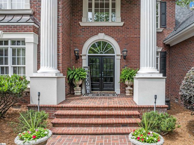 458 Carolina Club Drive, Spartanburg, SC 29306