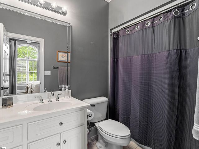 458 Carolina Club Drive, Spartanburg, SC 29306