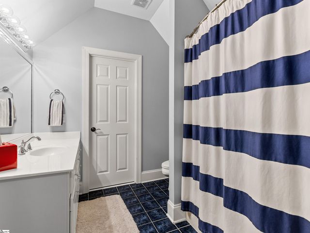 458 Carolina Club Drive, Spartanburg, SC 29306