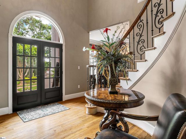458 Carolina Club Drive, Spartanburg, SC 29306