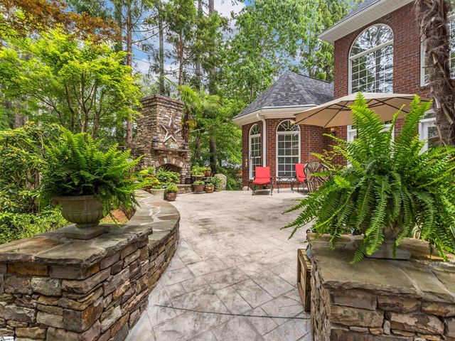 458 Carolina Club Drive, Spartanburg, SC 29306