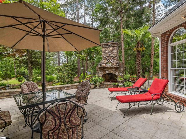 458 Carolina Club Drive, Spartanburg, SC 29306