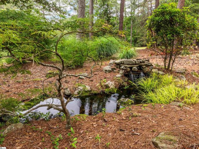 458 Carolina Club Drive, Spartanburg, SC 29306