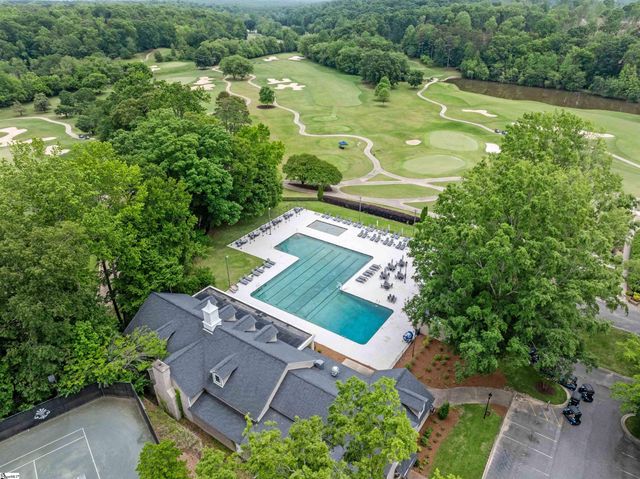 458 Carolina Club Drive, Spartanburg, SC 29306