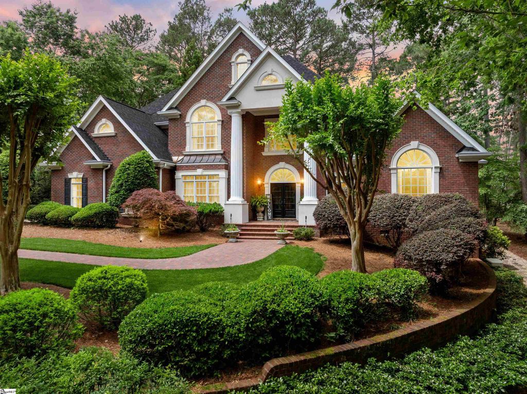 458 Carolina Club Drive, Spartanburg, SC 29306