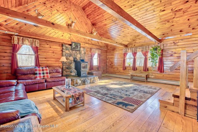 189 Yeagerville Road, Napanoch, NY 12458