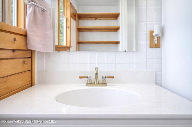 189 Yeagerville Road, Napanoch, NY 12458