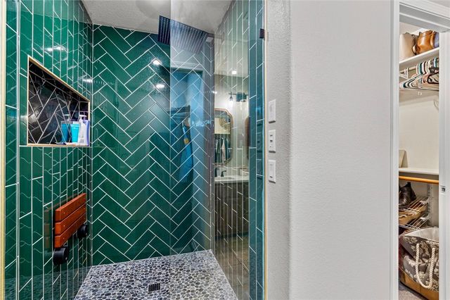 25 Overton Drive, Bella Vista, AR 72714