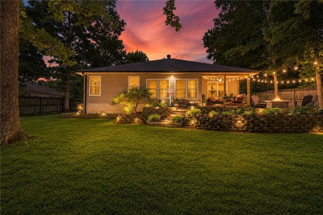 25 Overton Drive, Bella Vista, AR 72714