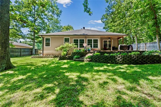 25 Overton Drive, Bella Vista, AR 72714