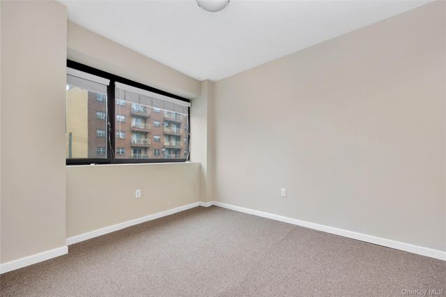 172-18 Jamaica Avenue, Jamaica, NY 11432