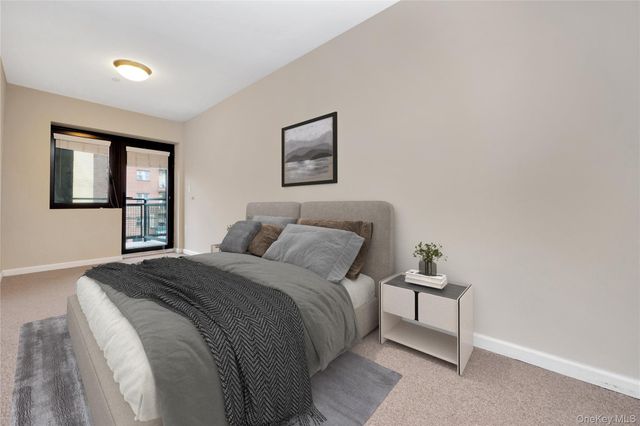 172-18 Jamaica Avenue, Jamaica, NY 11432