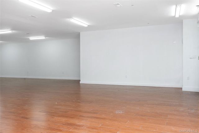 172-18 Jamaica Avenue, Jamaica, NY 11432