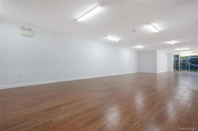 172-18 Jamaica Avenue, Jamaica, NY 11432