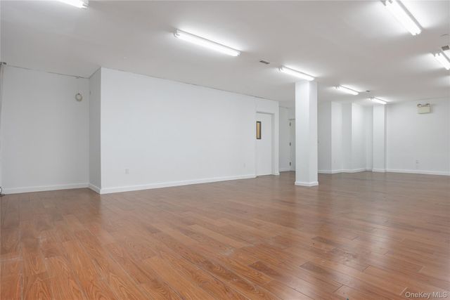 172-18 Jamaica Avenue, Jamaica, NY 11432