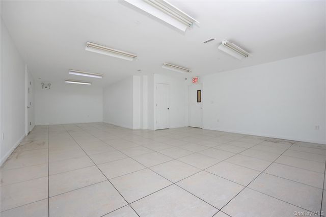 172-18 Jamaica Avenue, Jamaica, NY 11432