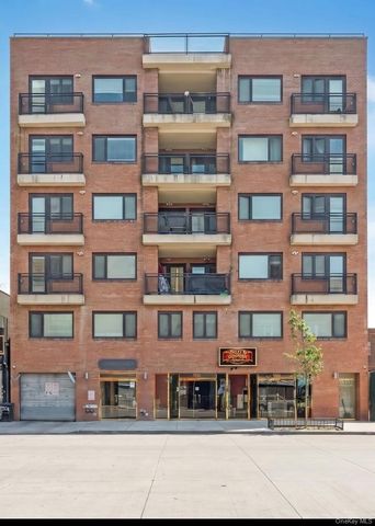 172-18 Jamaica Avenue, Jamaica, NY 11432