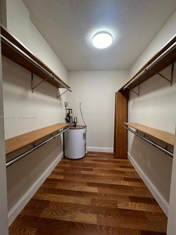 8100 Geneva Ct 147, Doral, FL 33166