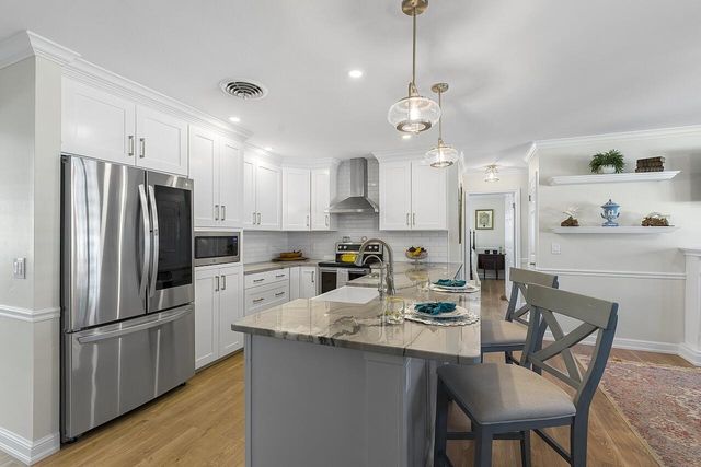 1640 4th Avenue, Vero Beach, FL 32960