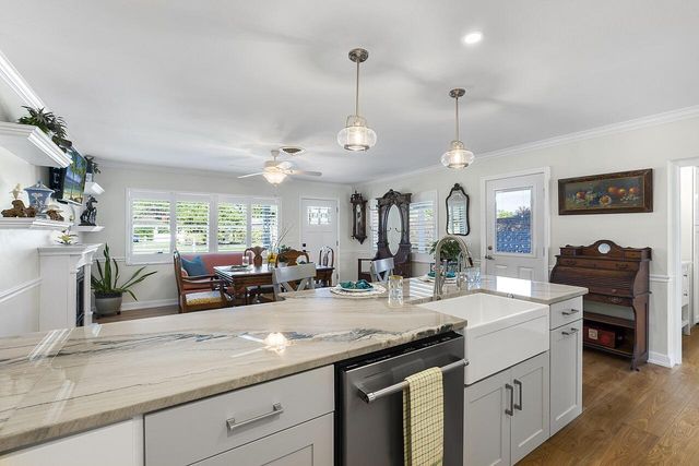 1640 4th Avenue, Vero Beach, FL 32960