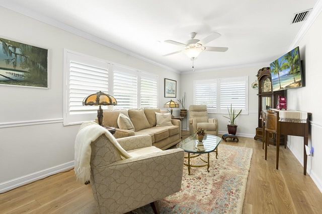 1640 4th Avenue, Vero Beach, FL 32960