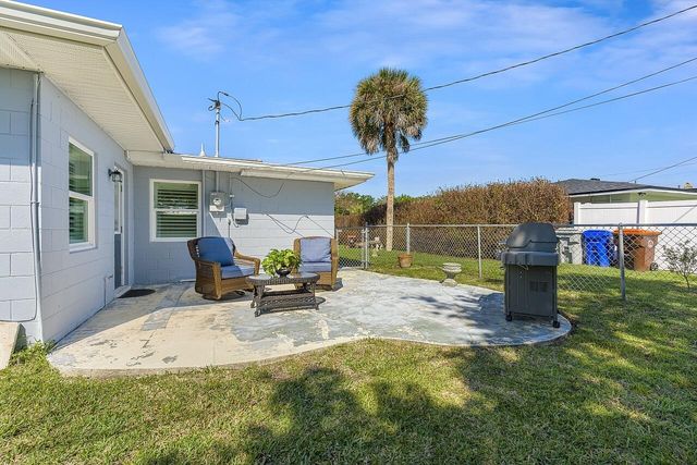 1640 4th Avenue, Vero Beach, FL 32960