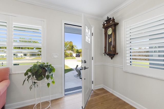 1640 4th Avenue, Vero Beach, FL 32960