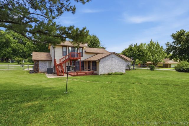 11716 S Ash Street, Jenks, OK 74037