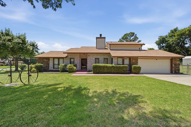 11716 S Ash Street, Jenks, OK 74037