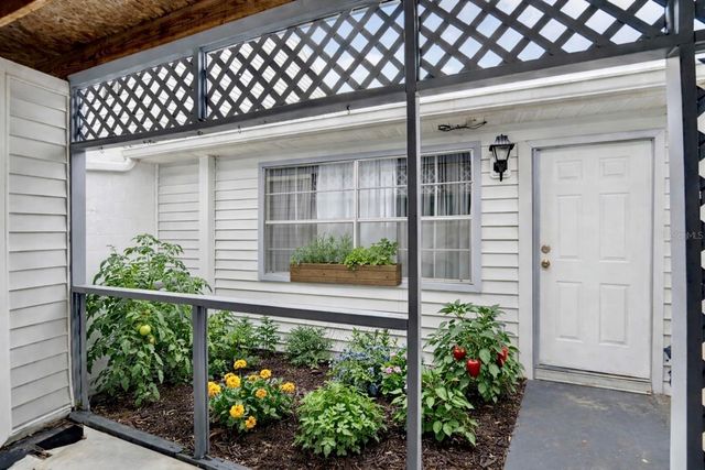 11920 DIETZ DRIVE 11920, Tampa, FL 33626