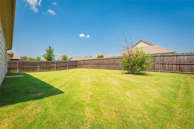 1614 Fields View Drive, Anna, TX 75409