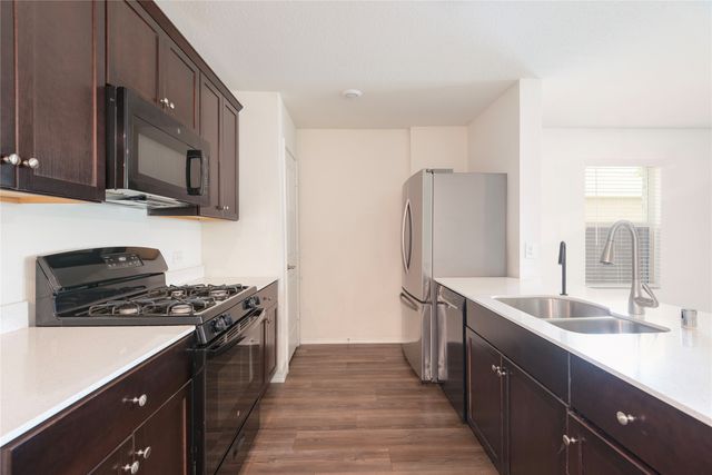 1614 Fields View Drive, Anna, TX 75409