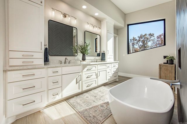 123 Sandelwood Circle, Fairfield Bay, AR 72088