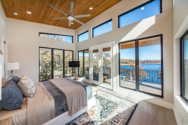 123 Sandelwood Circle, Fairfield Bay, AR 72088