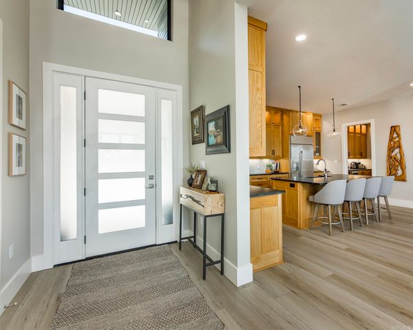 123 Sandelwood Circle, Fairfield Bay, AR 72088