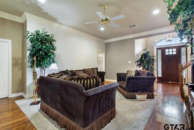 12307 Colby Circle, Tyler, TX 75707