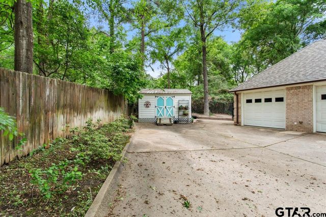 12307 Colby Circle, Tyler, TX 75707