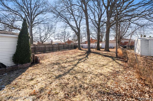 21018 Saint Gertrude Street, Saint Clair Shores, MI 48081