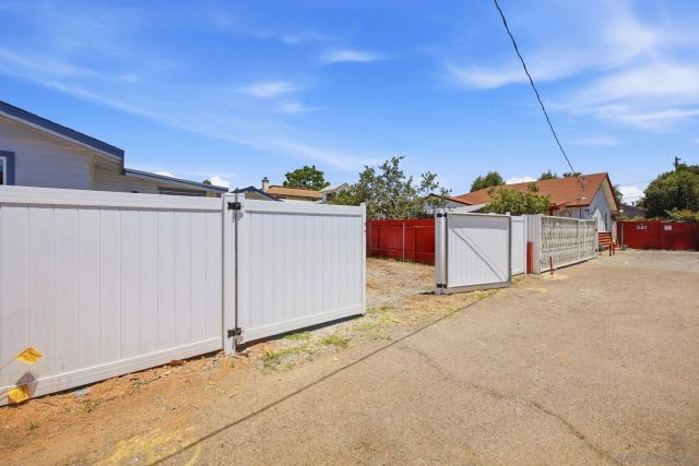 279 Del Mar Avenue, Chula Vista, CA 91910