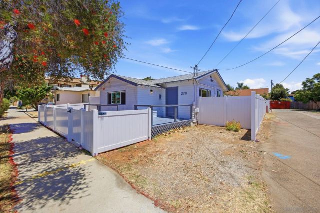 279 Del Mar Avenue, Chula Vista, CA 91910
