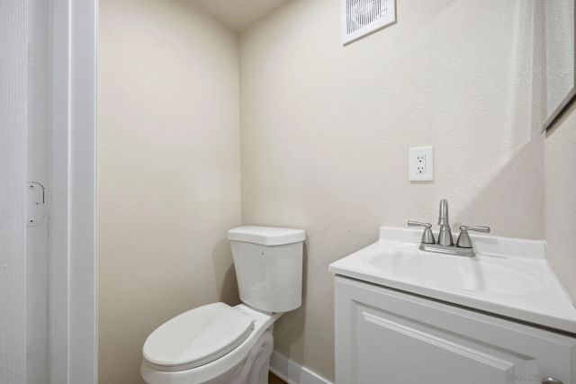 279 Del Mar Avenue, Chula Vista, CA 91910