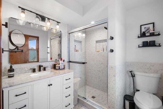 23 S Wildwood Drive, Prospect Heights, IL 60070