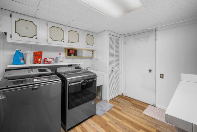 23 S Wildwood Drive, Prospect Heights, IL 60070